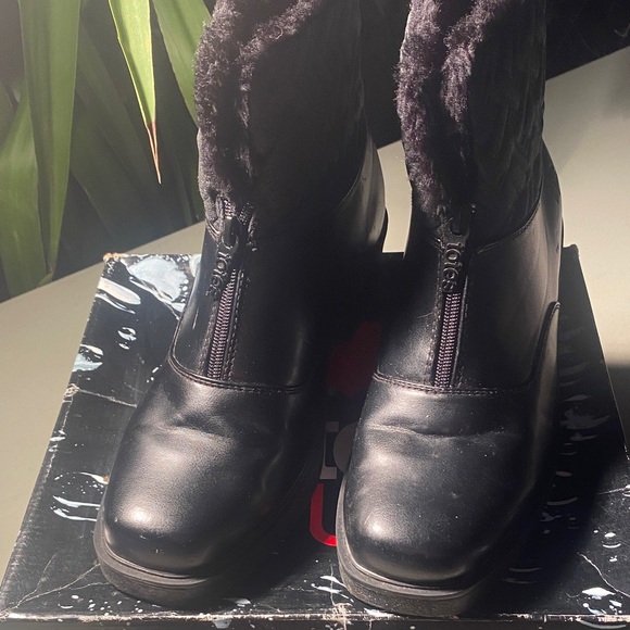 Totes Black Winter Boots for Women - Picture 1 of 4